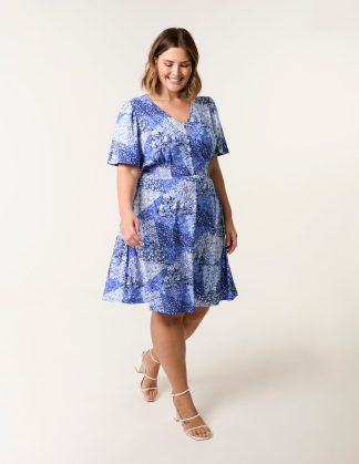 Curve Shirred Waist Button Mini Dress - 18/20 / Blue