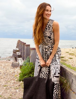 Sleeveless Leaf Print Jumpsuit - S-M / BLACK